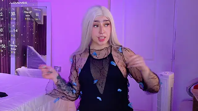 Snapshot of GabyRose9 chatting on December 22, 2025, 8:09 pm GabyRose9 online show from December 22, 2025, 8:09 pm