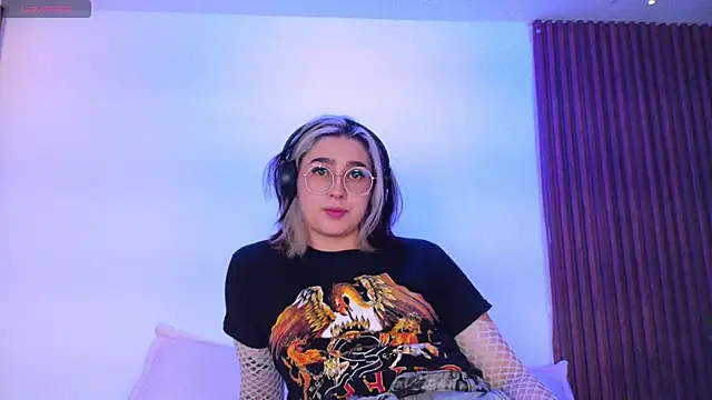 Snapshot of GabyRose9 chatting on February 22, 2026, 8:21 pm GabyRose9 online show from February 22, 2026, 8:21 pm