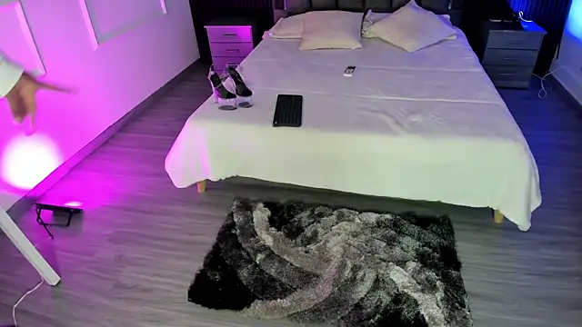 Snapshot of Sienarosewood chatting on November 30, 2025, 4:24 am Sienarosewood online show from November 30, 2025, 4:24 am