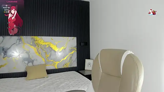 Snapshot of Sylasfrost chatting on November 22, 2025, 7:35 pm Sylasfrost online show from November 22, 2025, 7:35 pm