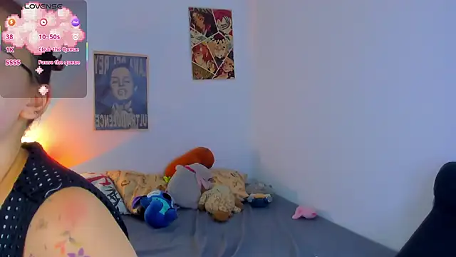 Snapshot of MarieTaylor_ chatting on April 30, 2026, 8:05 pm MarieTaylor online show from April 30, 2026, 8:05 pm