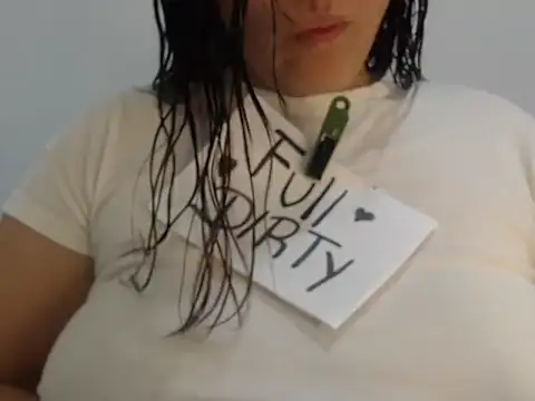 Snapshot of Sendy_nasty_Kinky chatting on November 21, 2025, 10:53 pm Sendy nasty Kinky online show from November 21, 2025, 10:53 pm