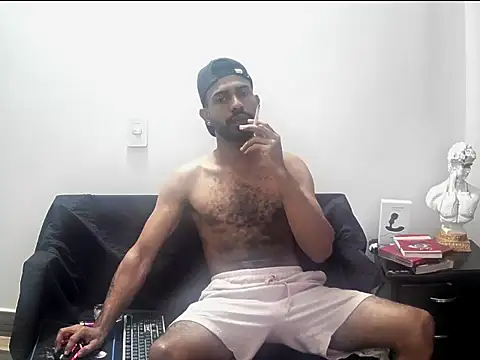 Snapshot of alberthot11 chatting on January 7, 2026, 5:51 pm alberthot11 online show from January 7, 2026, 5:51 pm