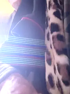 xelyber online show from April 10, 2026, 10:17 pm