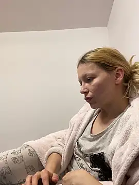 Snapshot of LexiSlimVIbe chatting on December 5, 2025, 9:34 pm LexiSlimVIbe online show from December 5, 2025, 9:34 pm