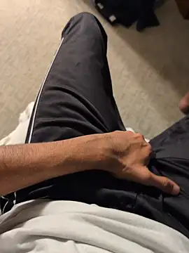 crazyhornet17 online show from November 21, 2025, 12:53 am