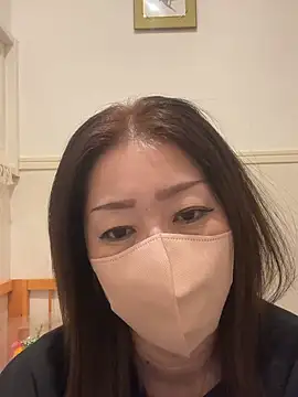 Snapshot of ---AN--- chatting on February 19, 2026, 2:58 pm ---AN--- online show from February 19, 2026, 2:58 pm