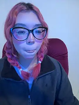 Valen-Foxx1 online show from April 3, 2026, 9:05 am