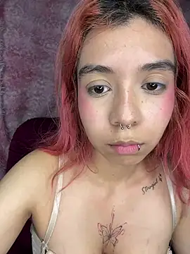 Valen-Foxx1 online show from April 22, 2026, 5:14 am