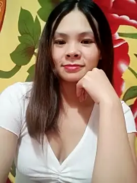 Snapshot of quynhquynh_ chatting on December 16, 2025, 2:54 pm quynhquynh online show from December 16, 2025, 2:54 pm