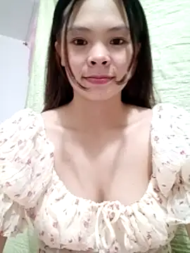 Snapshot of quynhquynh_ chatting on November 26, 2025, 3:23 pm quynhquynh online show from November 26, 2025, 3:23 pm