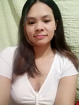 Snapshot of quynhquynh_ chatting on December 14, 2025, 2:44 pm quynhquynh online show from December 14, 2025, 2:44 pm