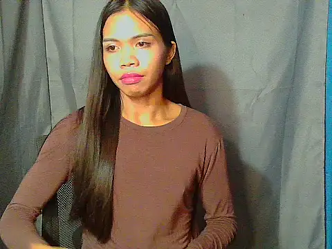 asian reyanxxx online show from November 27, 2025, 7:58 pm