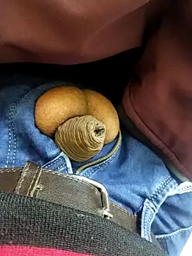 Snapshot of Playboy_139 chatting on December 18, 2025, 9:58 am Playboy 139 online show from December 18, 2025, 9:58 am