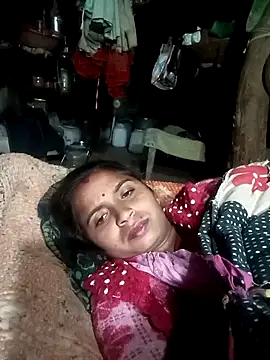 Hot erion online show from November 28, 2025, 10:43 pm