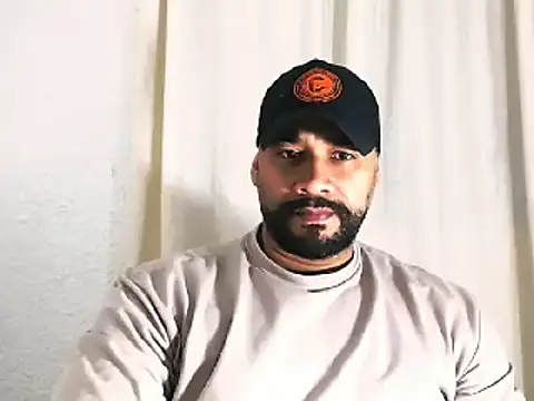 musclehetero online show from February 13, 2026, 3:23 pm