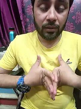 Snapshot of Cute_Lucky chatting on February 17, 2026, 8:17 pm Cute Lucky online show from February 17, 2026, 8:17 pm