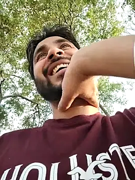 Snapshot of Cute_Lucky chatting on April 5, 2026, 12:23 pm Cute Lucky online show from April 5, 2026, 12:23 pm