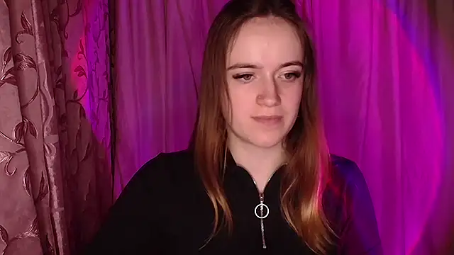 Snapshot of Illa_May chatting on December 13, 2025, 8:04 pm Illa May online show from December 13, 2025, 8:04 pm