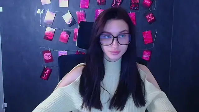 Snapshot of Stella_XO chatting on December 3, 2025, 12:26 pm Stella XO online show from December 3, 2025, 12:26 pm