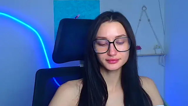 Stella XO online show from February 16, 2026, 6:34 am