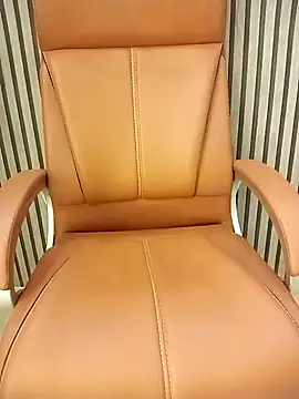 Bold Quinn online show from November 23, 2025, 9:30 am