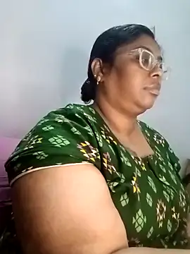 Riya-mallus online show from November 28, 2025, 6:46 am