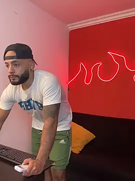 Snapshot of Mike_savage3 chatting on March 25, 2026, 12:04 pm Mike savage3 online show from March 25, 2026, 12:04 pm