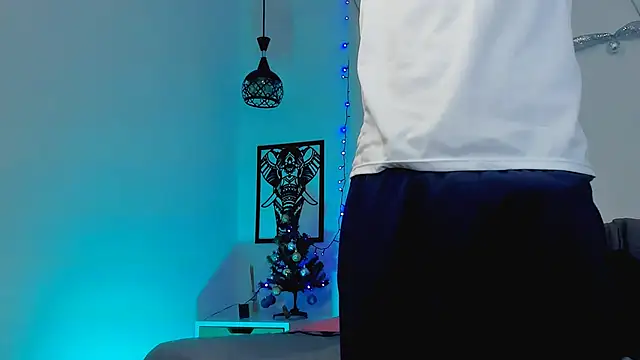 Snapshot of Ostin_Saints chatting on December 17, 2025, 4:12 pm Ostin Saints online show from December 17, 2025, 4:12 pm