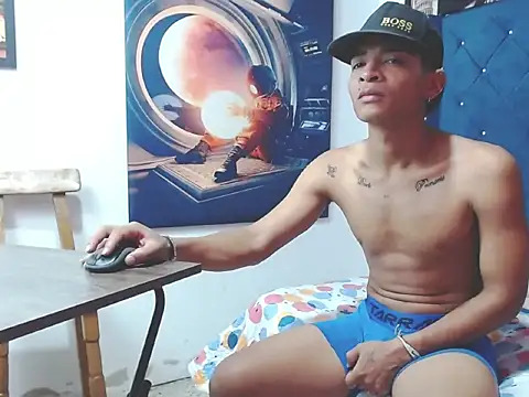 Snapshot of crissex3 chatting on March 10, 2026, 1:37 pm crissex3 online show from March 10, 2026, 1:37 pm