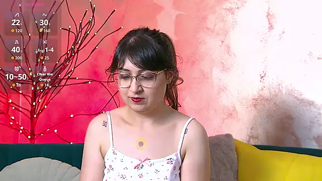 RaminaZorali online show from December 2, 2025, 5:47 pm