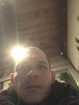 Snapshot of Spielzeugtwink chatting on December 4, 2025, 10:42 pm Spielzeugtwink online show from December 4, 2025, 10:42 pm