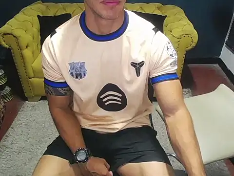 Snapshot of tayler_luke chatting on December 17, 2025, 1:21 am tayler luke online show from December 17, 2025, 1:21 am