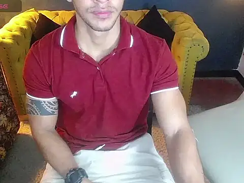 Snapshot of tayler_luke chatting on November 29, 2025, 1:17 am tayler luke online show from November 29, 2025, 1:17 am