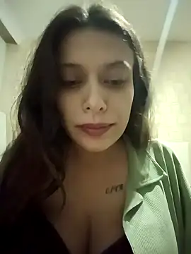 Snapshot of DevinAras chatting on January 9, 2026, 1:40 pm DevinAras online show from January 9, 2026, 1:40 pm