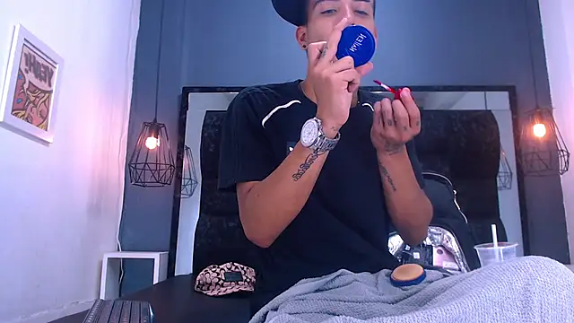 DamianAndMAximoo online show from November 29, 2025, 7:36 pm