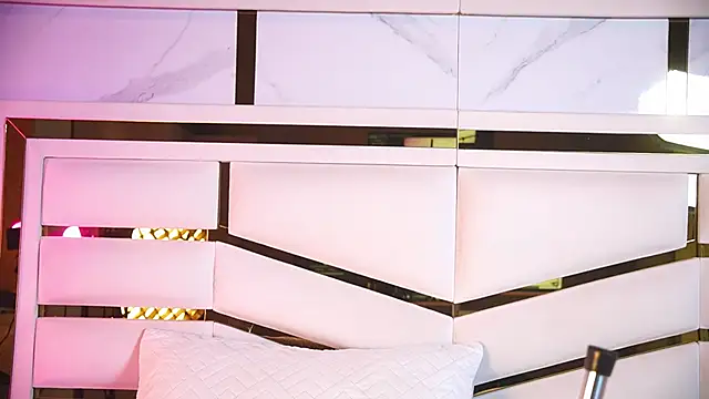 Snapshot of luciana_agudelo chatting on February 17, 2026, 7:11 pm luciana agudelo online show from February 17, 2026, 7:11 pm