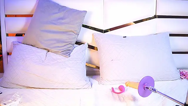 Snapshot of luciana_agudelo chatting on February 11, 2026, 7:25 pm luciana agudelo online show from February 11, 2026, 7:25 pm