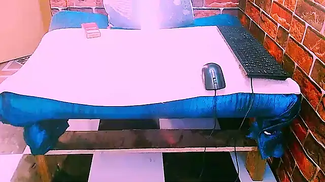 Snapshot of indian_spice_girl chatting on April 9, 2026, 6:04 am indian spice girl online show from April 9, 2026, 6:04 am