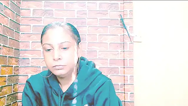 Snapshot of indian_spice_girl chatting on May 11, 2026, 7:43 am indian spice girl online show from May 11, 2026, 7:43 am