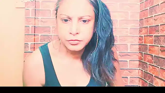 Snapshot of indian_spice_girl chatting on July 3, 2026, 8:10 am indian spice girl online show from July 3, 2026, 8:10 am