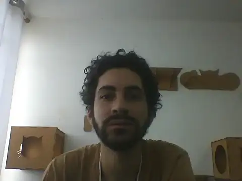 Snapshot of Temp7 chatting on March 8, 2026, 11:35 am Temp7 online show from March 8, 2026, 11:35 am