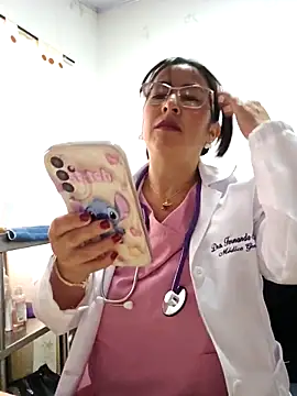 JustSamantha  online show from November 26, 2025, 12:05 pm