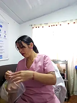 Snapshot of JustSamantha_ chatting on April 29, 2026, 11:25 am JustSamantha online show from April 29, 2026, 11:25 am