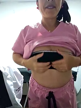 JustSamantha  online show from November 30, 2025, 11:11 am