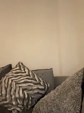 BootyQueenApril online show from December 5, 2025, 9:23 pm