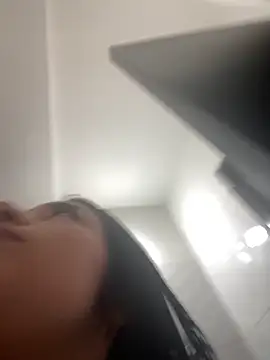 Snapshot of luna_ef_ chatting on November 29, 2025, 6:19 pm luna ef online show from November 29, 2025, 6:19 pm