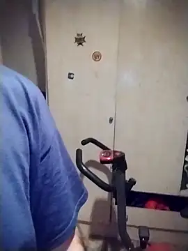 Jonas199100 online show from November 30, 2025, 4:46 am