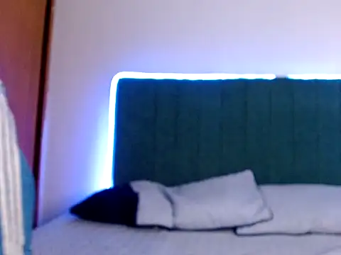 Snapshot of Lincon_Ale chatting on December 14, 2025, 6:35 pm Lincon Ale online show from December 14, 2025, 6:35 pm