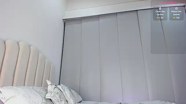 Snapshot of Amira-Zahra chatting on January 14, 2026, 9:57 am Amira-Zahra online show from January 14, 2026, 9:57 am